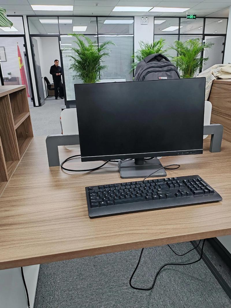 温馨办公室的得力助手 高效复印机与电脑租赁解决方案